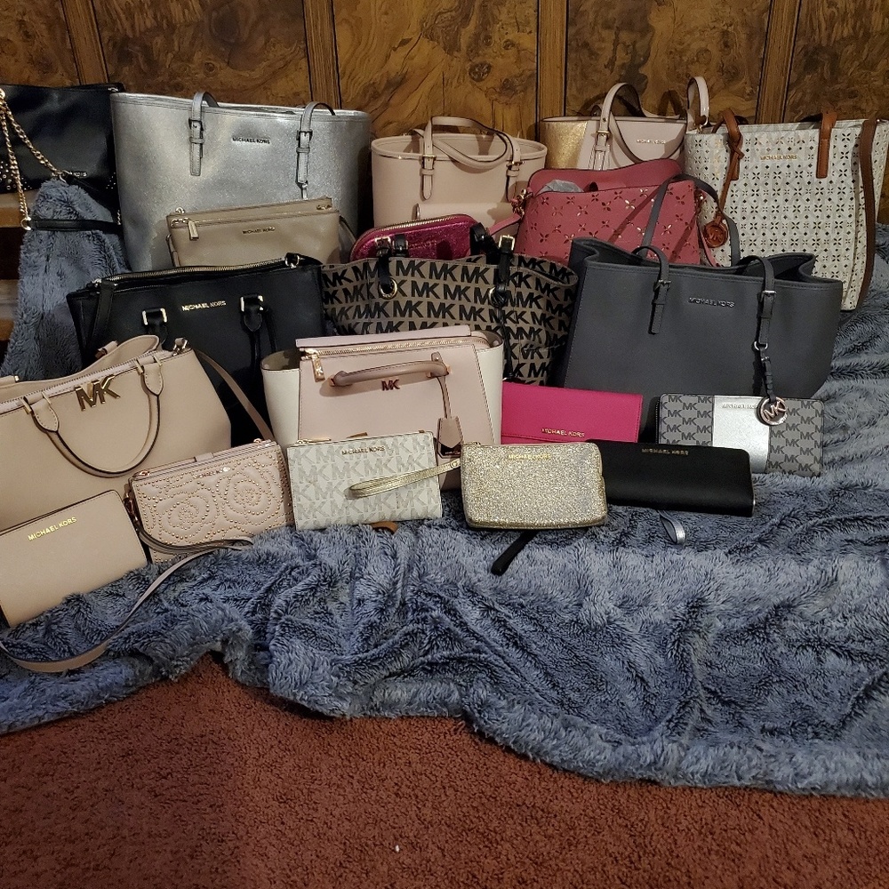 🔥🥰Michael Kors Collection🥰🔥